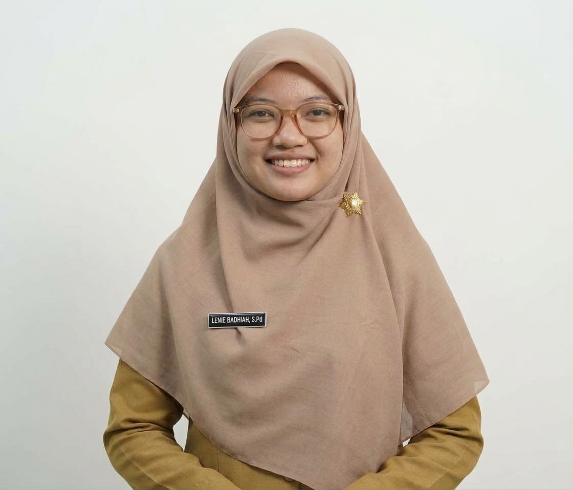 Lenie Badhiah, S.Pd